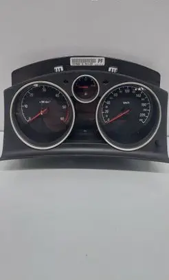 Opel Zafira B Speedometer (instrument cluster) 13216684