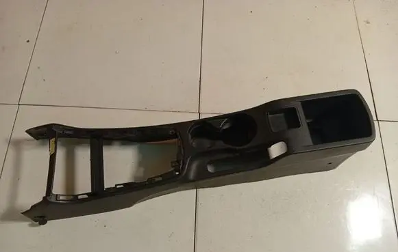 Hyundai i30 Center console 846712R000