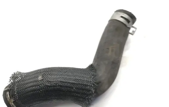 Toyota Avensis T270 Engine coolant pipe/hose