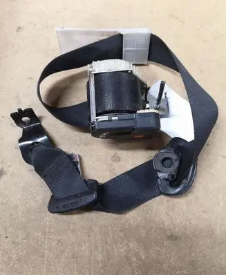 Opel Zafira A Front seatbelt 43594 90560635