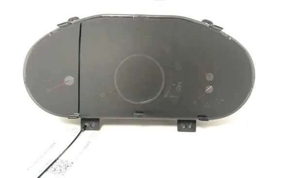 KIA Sportage Speedometer (instrument cluster) 940113U696