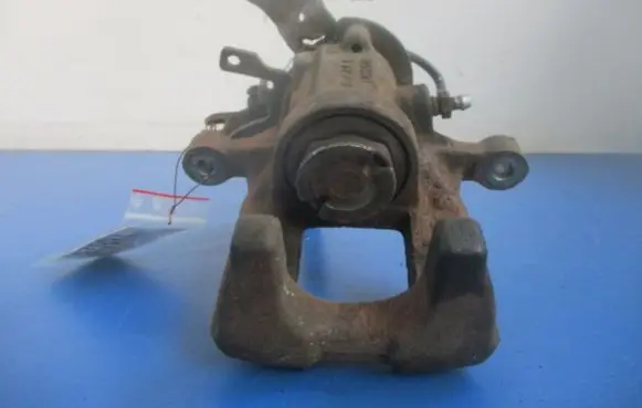 Volkswagen Caddy Rear brake caliper