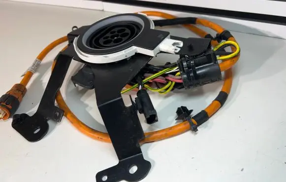 BMW X5 F15 Electric car charging cable 6800376 7640240 9368395