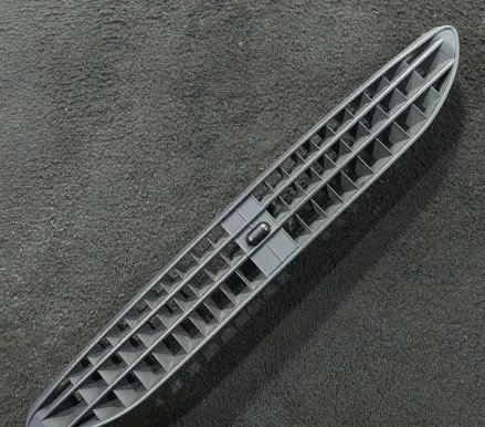 Audi A6 S6 C5 4B Dash center air vent grill 4B0819635