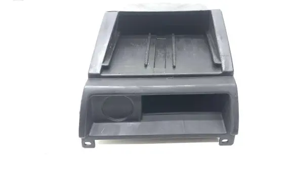 Volkswagen Polo II 86C 2F Car ashtray 867857307