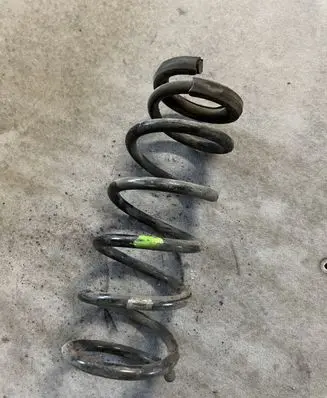 Nissan Primera Rear coil spring