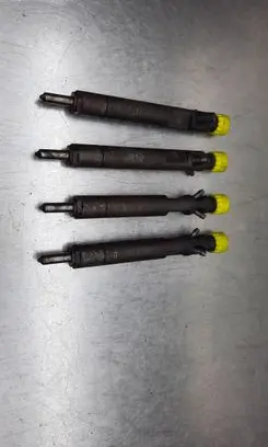 Fuel injectors set