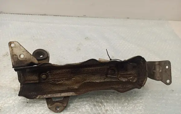 Mercedes-Benz E W212 Heat shield in engine bay A6420902941