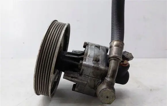 Audi A8 S8 D2 4D Power steering pump 4D0145155H