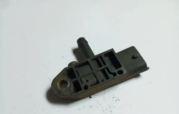 Opel Astra H Exhaust gas pressure sensor 55198717 0281002771