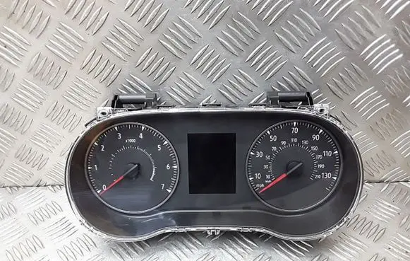 Renault Sandero II Speedometer (instrument cluster) vplr1f14b115rb