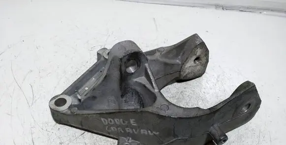 Dodge Grand Caravan Gearbox mounting bracket 04721569AB