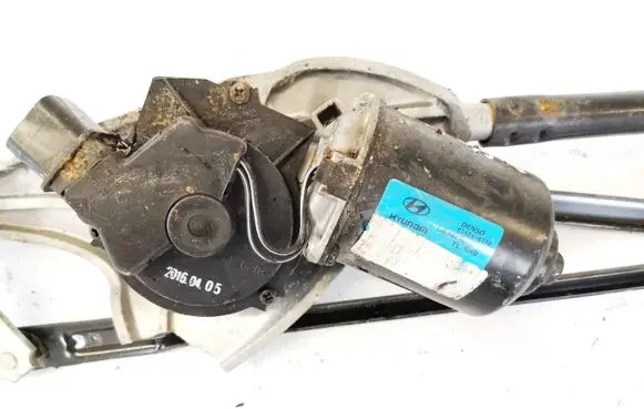 Hyundai Tucson TL Wiper motor 035246150 03524-6150