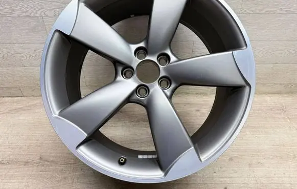 Audi A1 R18 alloy rim 8X0601025M