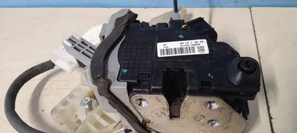 KIA Carens III Rear door lock 81410A4030