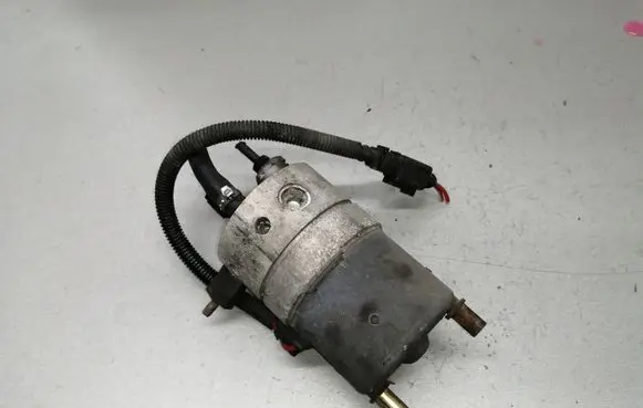 Audi A8 S8 D2 4D Brake power pressure regulator 8E0614175D 0265410045