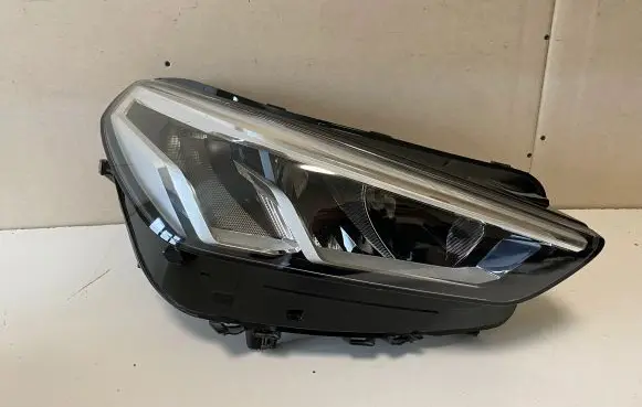 BMW X1 U11 Headlight/headlamp 5A5BD4402 09083 13970000