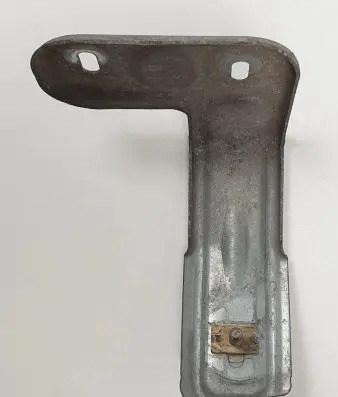 Smart ForTwo I Fender mounting bracket