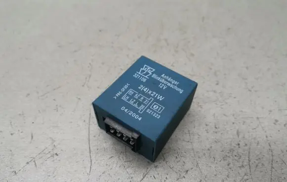 Volvo S40, V40 Tow bar trailer control unit/module 321106 021323