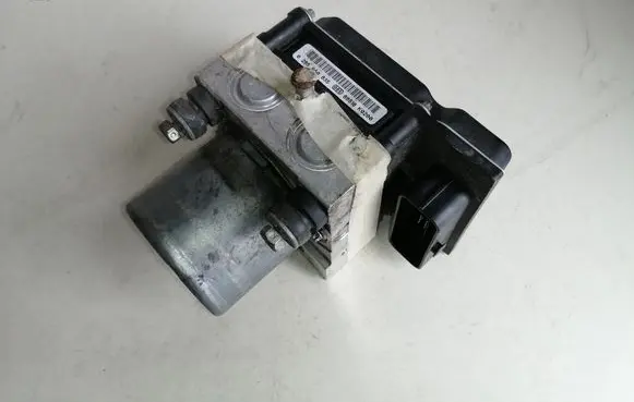 Citroen C4 I ABS Pump 0265950635 9663241380