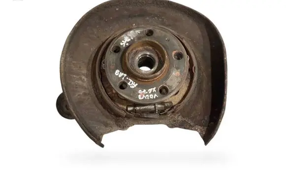 Volvo XC70 Rear wheel hub spindle/knuckle 9200624