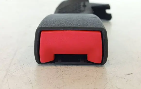 Fiat 500 Abarth Rear seatbelt buckle 34045524 020616 D794