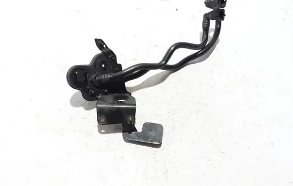 Volvo XC90 Engine coolant pipe/hose 31368095
