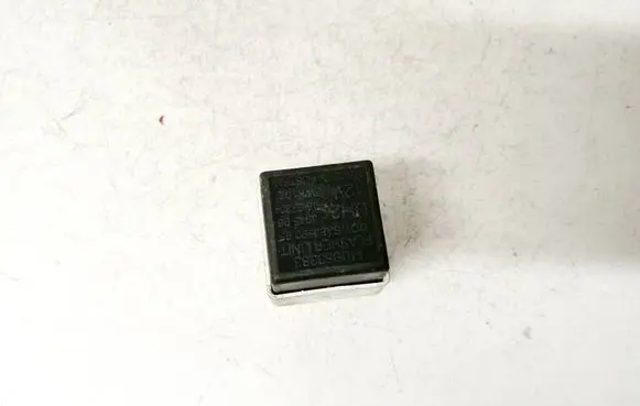 Volvo S40, V40 Other relay MB953383 5wk1021