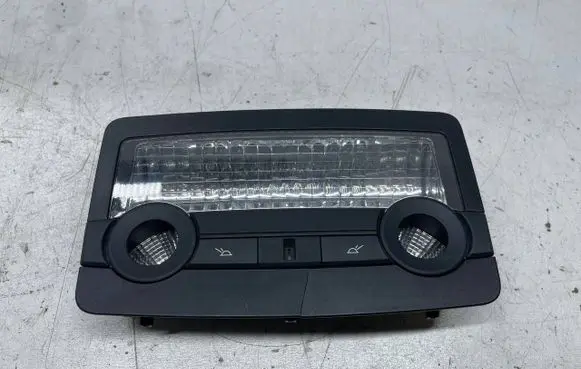 BMW X6 E71 Rear seat light 91111012