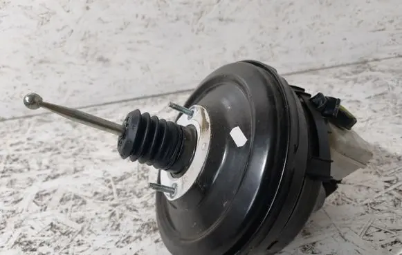 Porsche Cayenne (92A) Brake booster 7P5612101B 131T151Z9B