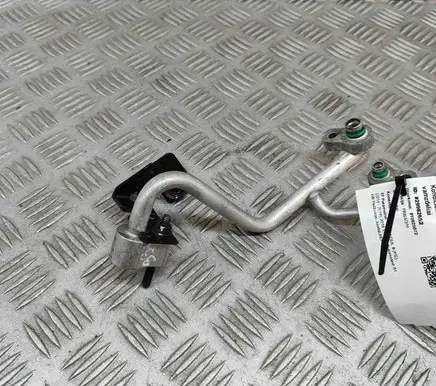 KIA Soul Air conditioning (A/C) pipe/hose 97761E4550