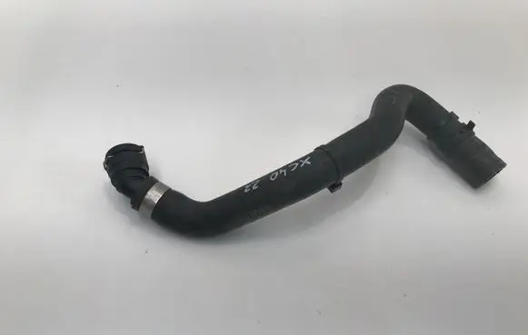 Volvo XC40 Engine coolant pipe/hose 32138266 889453109
