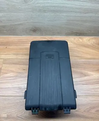 Skoda Superb B6 (3T) Battery box tray cover/lid 1K0915443C