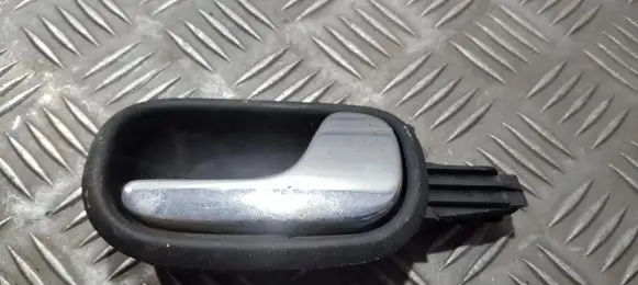 Audi A4 S4 B5 8D Rear door interior handle 8d0839020