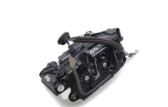 Volkswagen Tiguan Rear door lock 5N0839015G