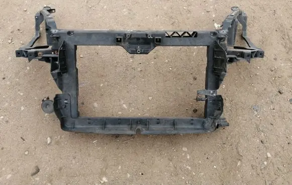 Mitsubishi Colt Radiator support slam panel 