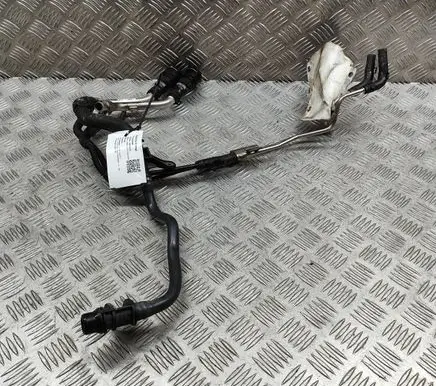 Audi Q5 SQ5 Engine coolant pipe/hose 05L122157AS
