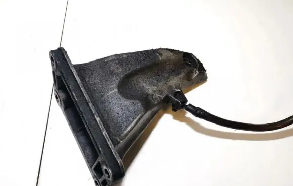 BMW 7 E65 E66 Engine mounting bracket 2211675842001 13807410