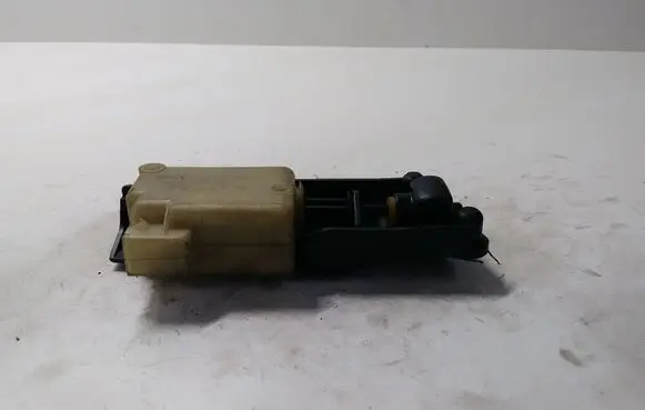 Volvo S60 Fuel tank cap lock 9483311