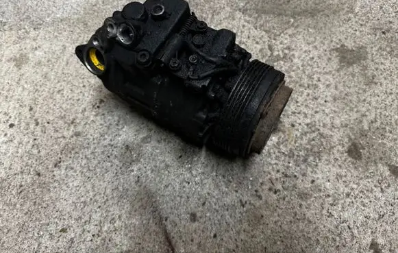 BMW 5 E39 Air conditioning (A/C) compressor (pump) 6910459 7SB016C 4472208025