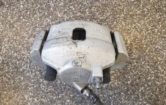 Fiat 500E Front brake caliper