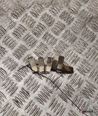 Mercedes-Benz GLK (X204) Fuel Injector clamp holder 
