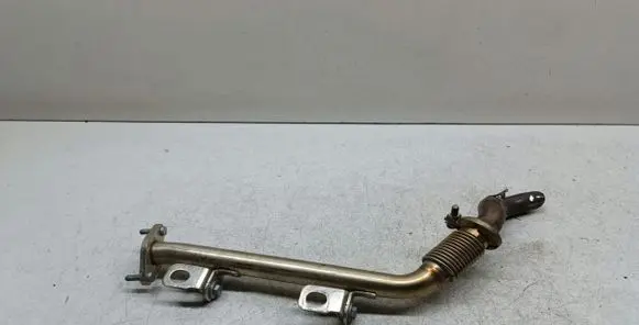 BMW 5 F10 F11 EGR valve line/pipe/hose 7574953