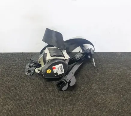Audi Q7 4L Front seatbelt 7H0857737DE 022L000