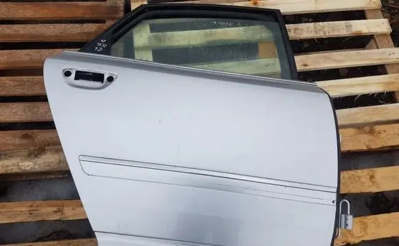 Audi A8 S8 D3 4E Rear door