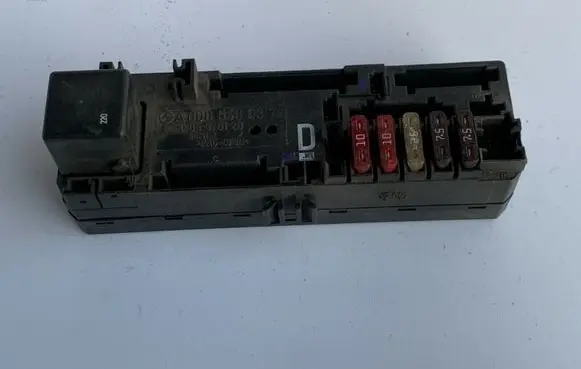 Mercedes-Benz E W210 Fuse module A0005400372