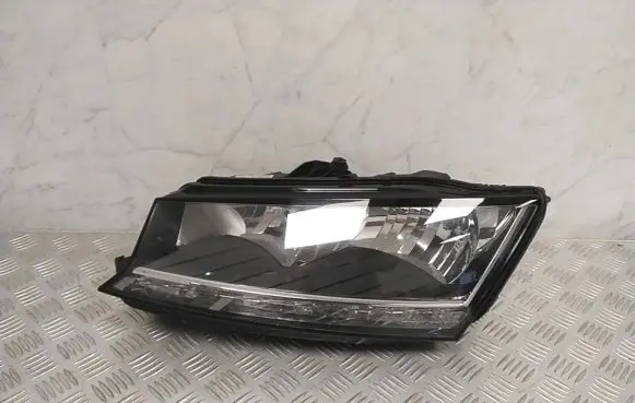 Skoda Fabia Mk3 (NJ) Headlight/headlamp 6V1941015D