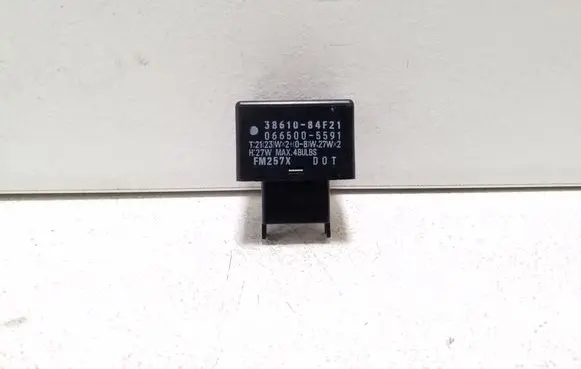 Suzuki Grand Vitara II Other relay 3861084F21 0665005591