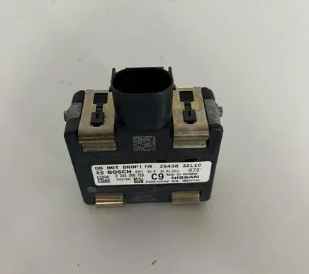 Nissan Pulsar Distronic sensor radar 0203300716 284383ZL 39R07081