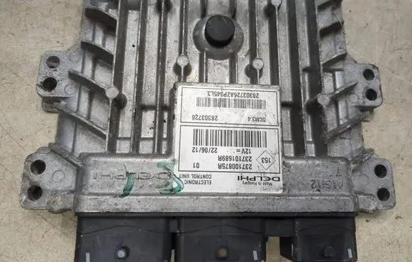 Nissan NV400 Engine control unit/module 237100875R 237101689R 28303726